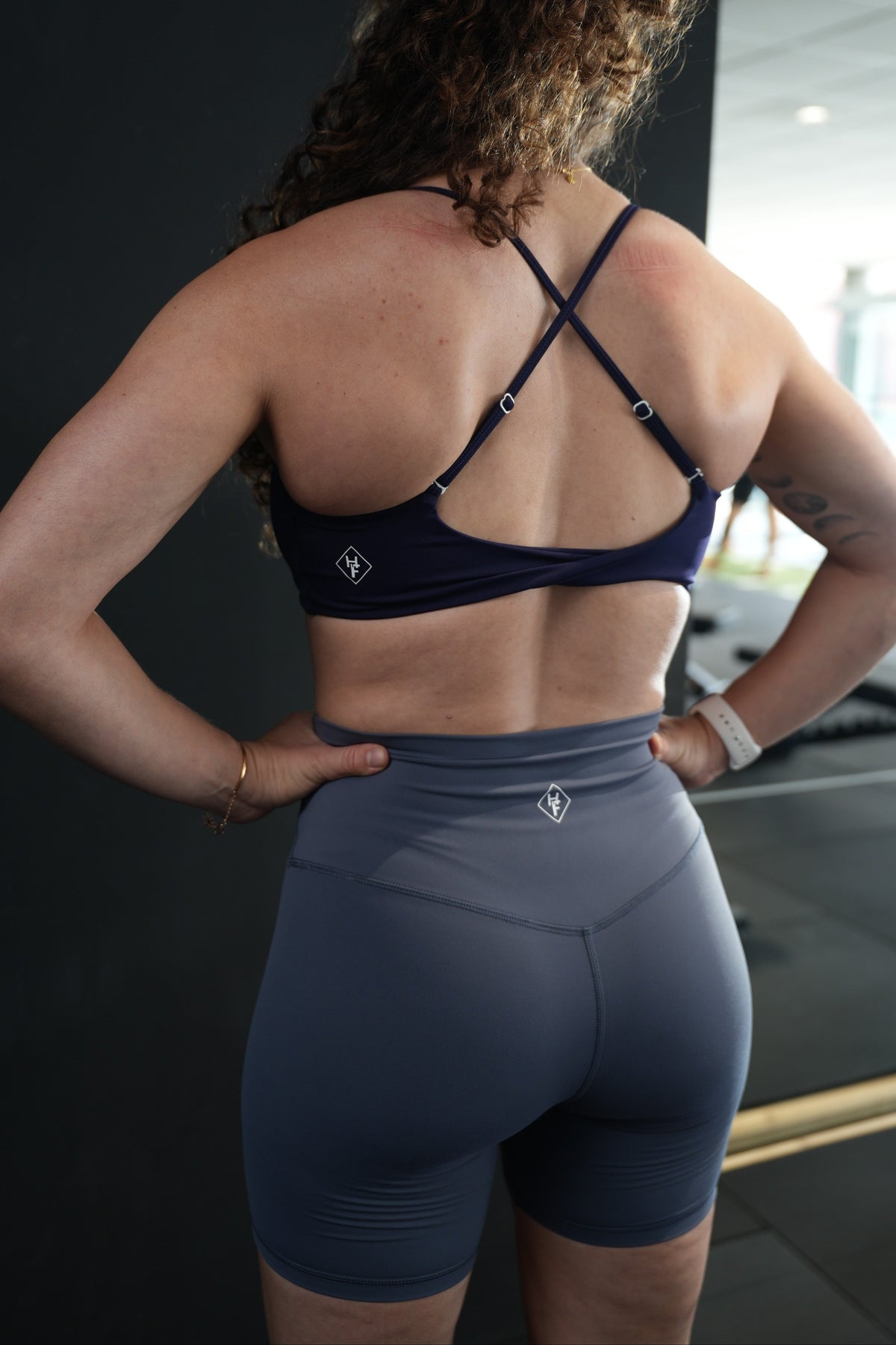 ESSENTIAL PERFROMANCE SHORT