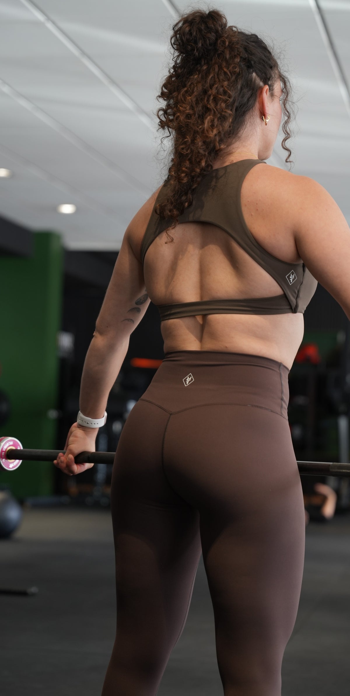 FLOW HIGH NECK BRA - BROWN