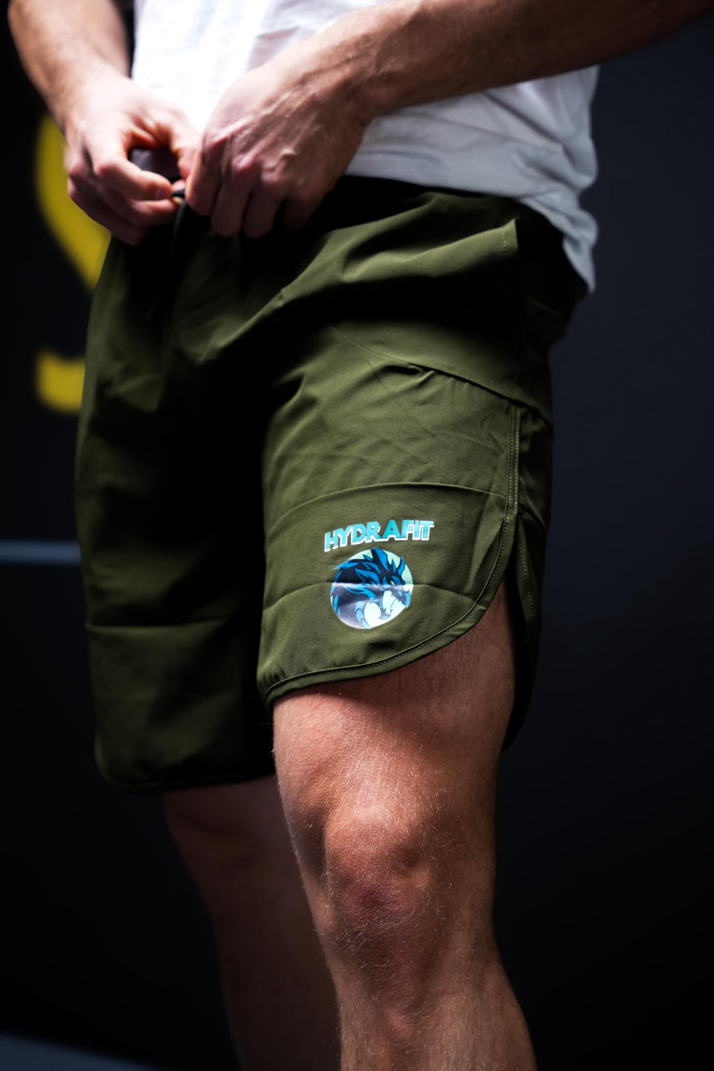 MEN SHORT PERFORMANCE - GREEN