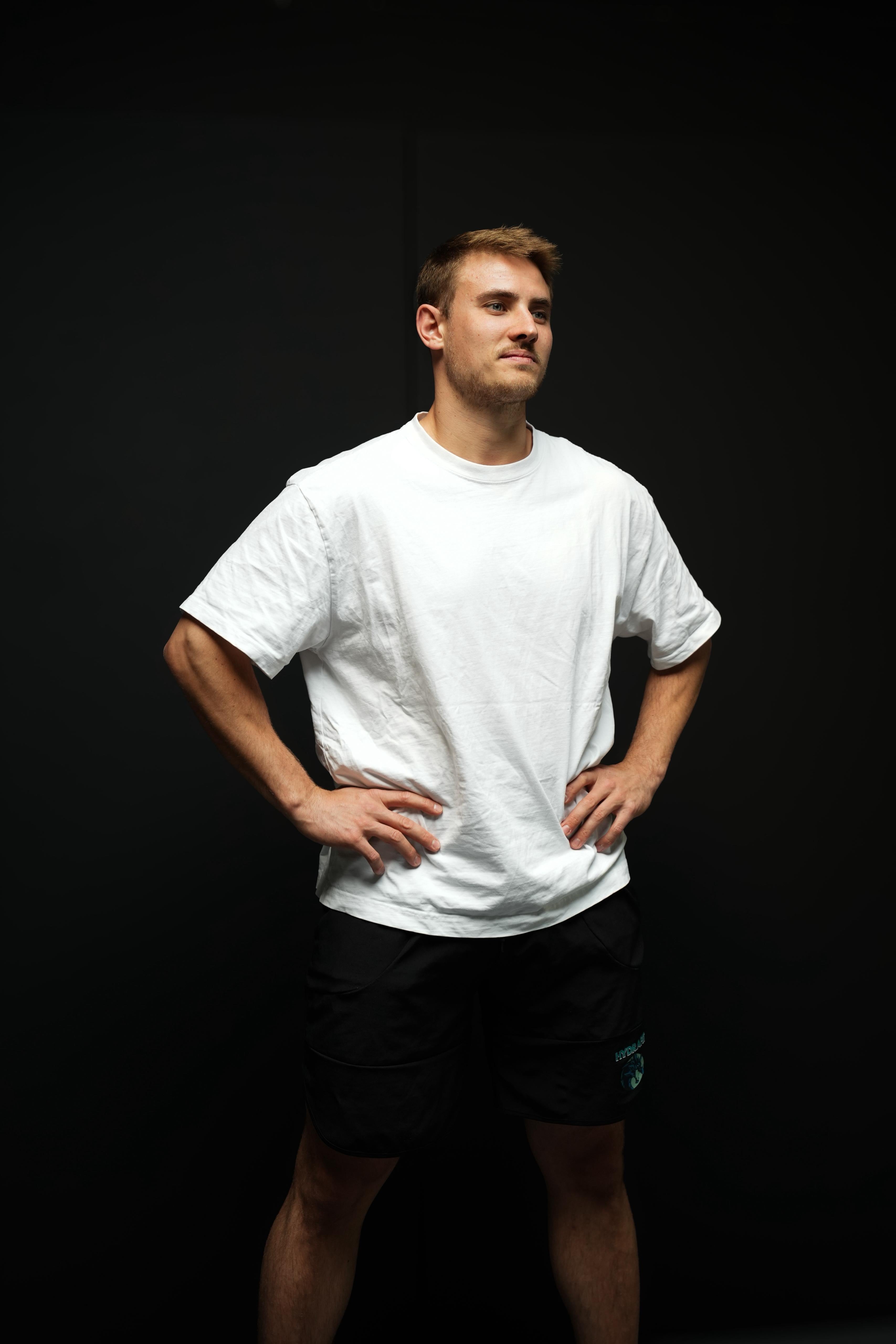 MEN SHORT PERFORMANCE - BLACK